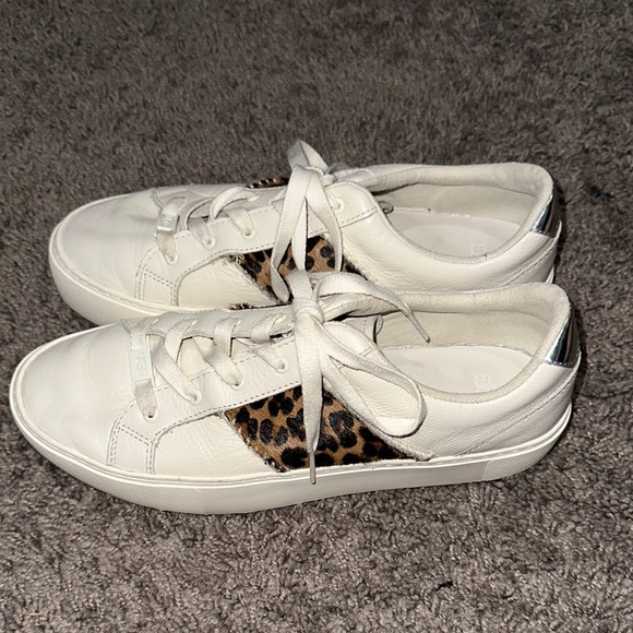 UGG White and Brown Sneakers with Animal Print - Picture 1 of 7